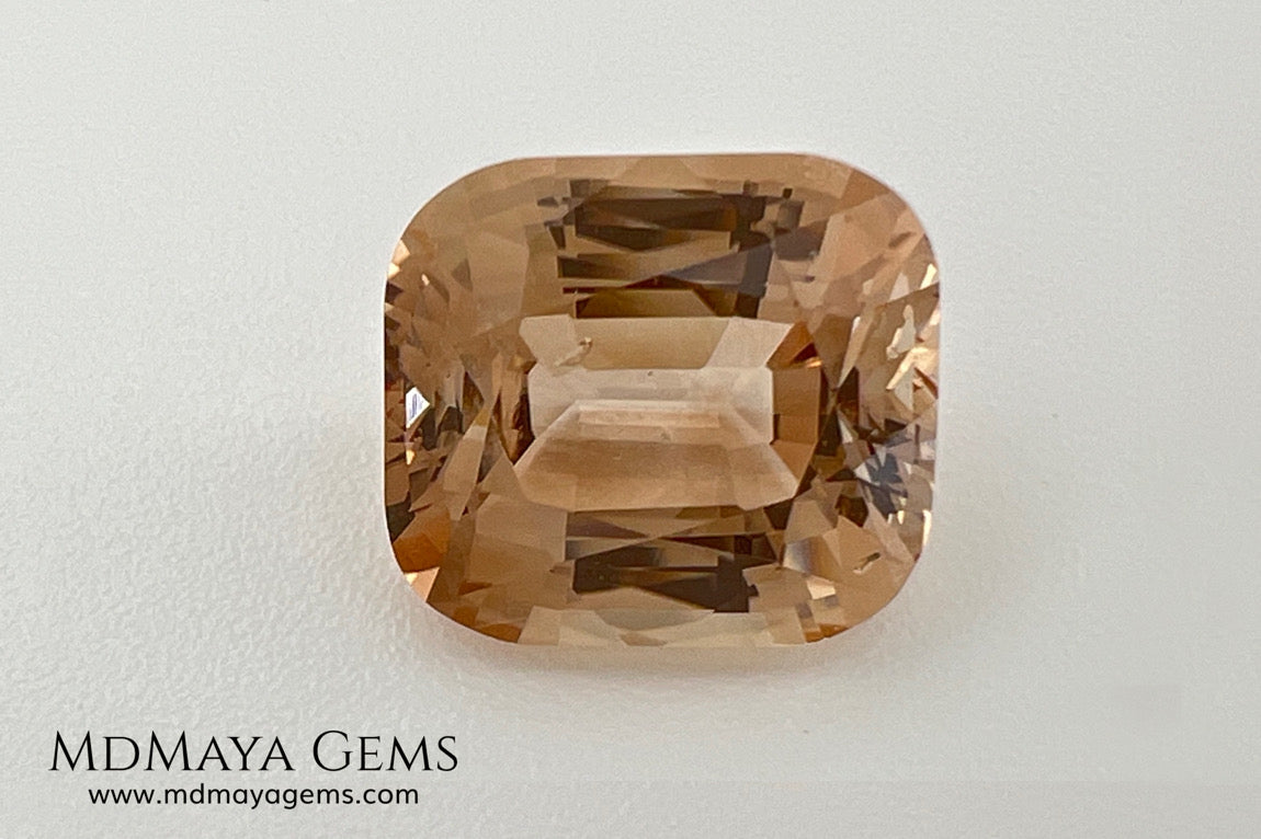 7.74 ct Yellowish Orange Topaz – Cushion Cut (Pakistan)