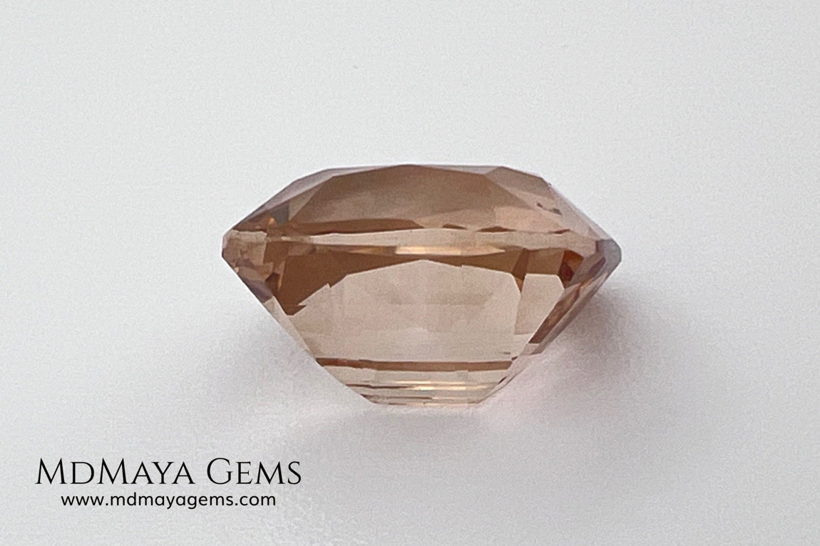 7.74 ct Yellowish Orange Topaz – Cushion Cut (Pakistan)