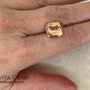 7.74 ct Yellowish Orange Topaz – Cushion Cut (Pakistan)