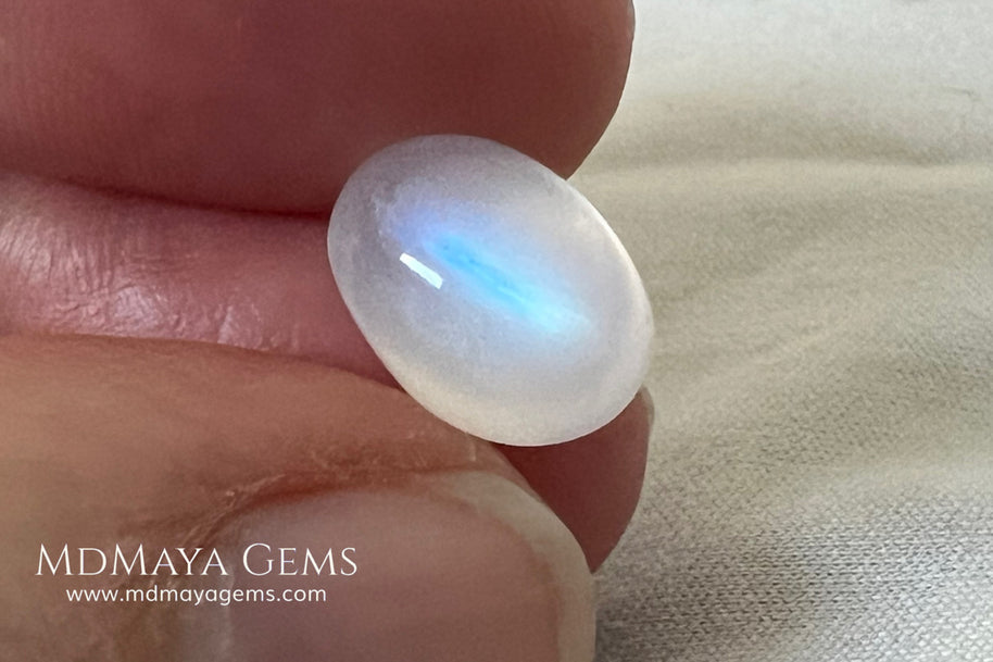 Natural Blue Sheen Moonstone 3.66 Ct Oval Cabochon – Sri Lanka