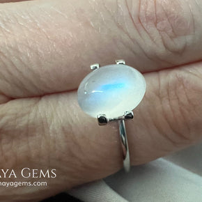 Natural Blue Sheen Moonstone 3.66 Ct Oval Cabochon – Sri Lanka