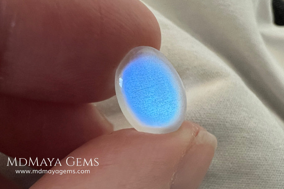 Natural Blue Sheen Moonstone 3.66 Ct Oval Cabochon – Sri Lanka