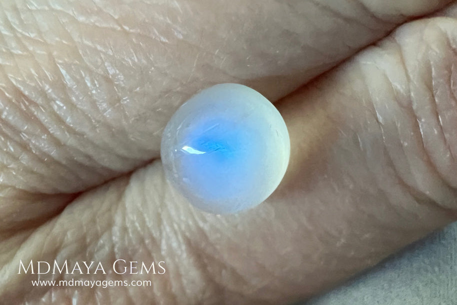 Natural Round Moonstone 4.10 Ct – Blue Sheen Cabochon from Sri Lanka