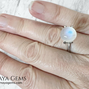 Natural Round Moonstone 4.10 Ct – Blue Sheen Cabochon from Sri Lanka