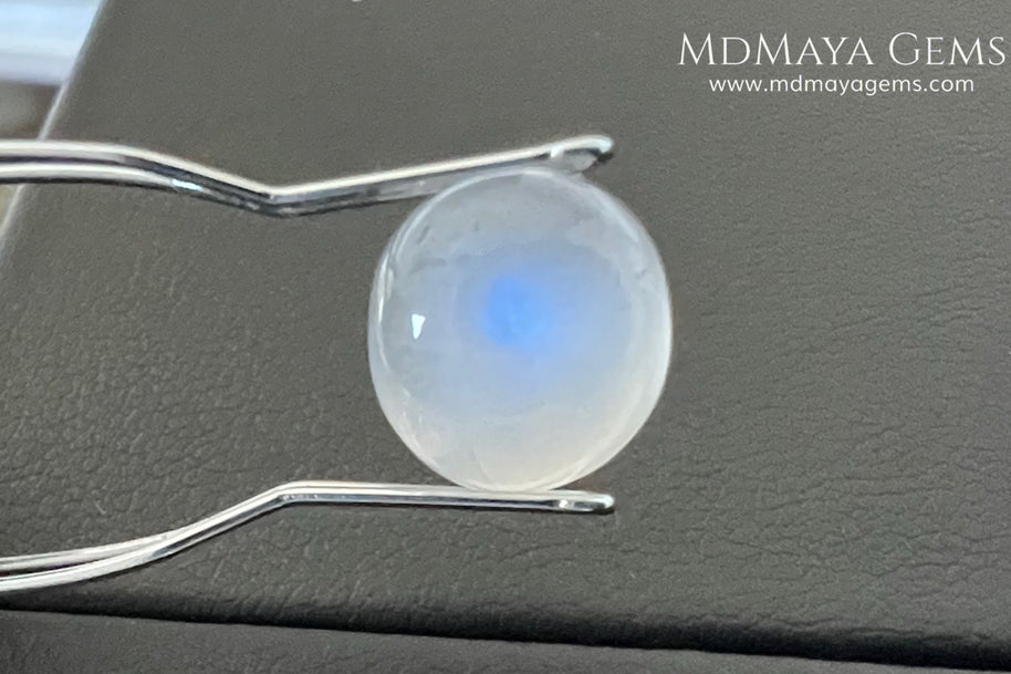 Natural Round Moonstone 4.10 Ct – Blue Sheen Cabochon from Sri Lanka
