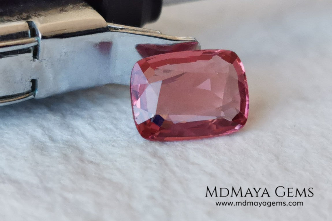 Purplish red Burmese Spinel. Cushion cut. 1.33 ct. This pretty untreated gemstone looks much bigger than it really is, due to its window, has a great color and it will look spectacular in any piece of jewelry and the best, its price.