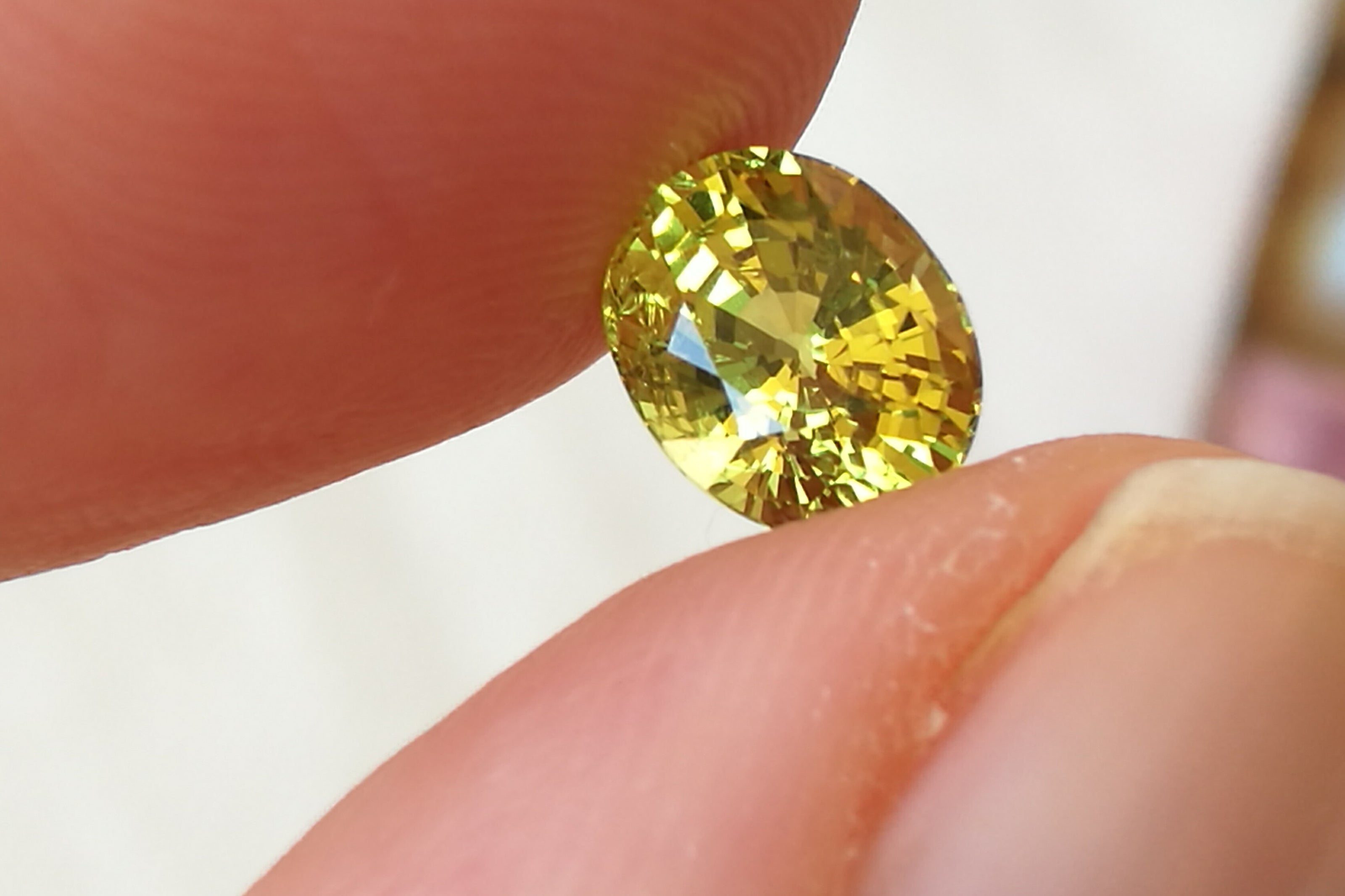 Rich Greenish Yellow Mali Garnet – Oval Cut – 1.38 ct