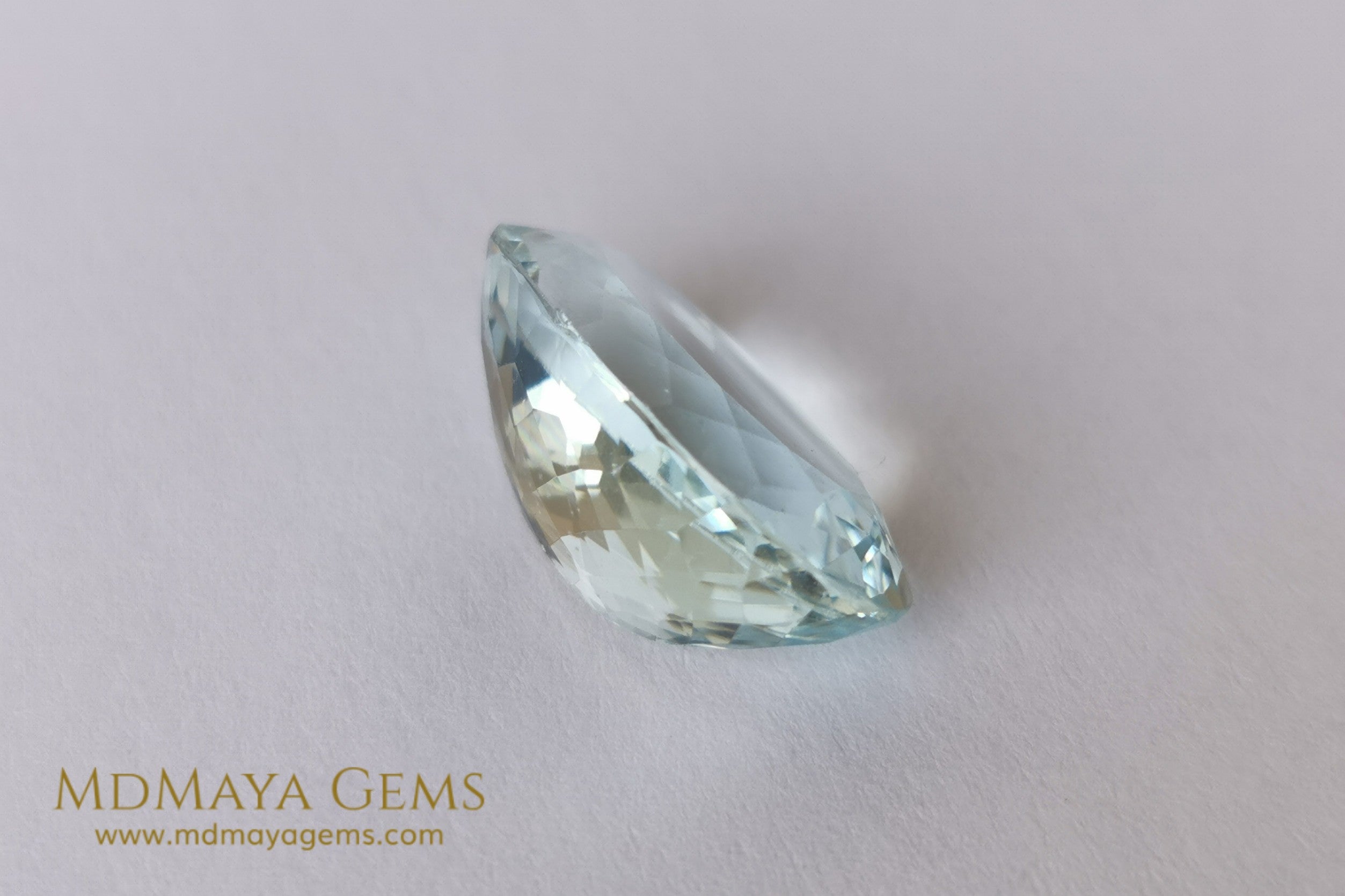 Light Blue Aquamarine 13.47 ct Oval Cut – Excellent Value