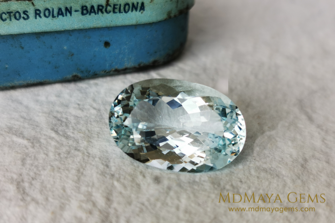 Light Blue Aquamarine 13.47 ct Oval Cut – Excellent Value