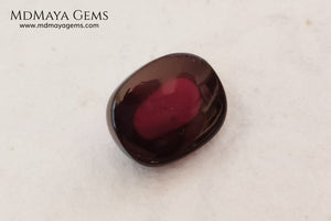Perfect Natural Purple Red Rhodolite 7.30 ct, Cabochon Oval Cut. This amazing natural and untreated gemstone has a perfect cut and shape for any kind of jewelry. Don't miss it!
