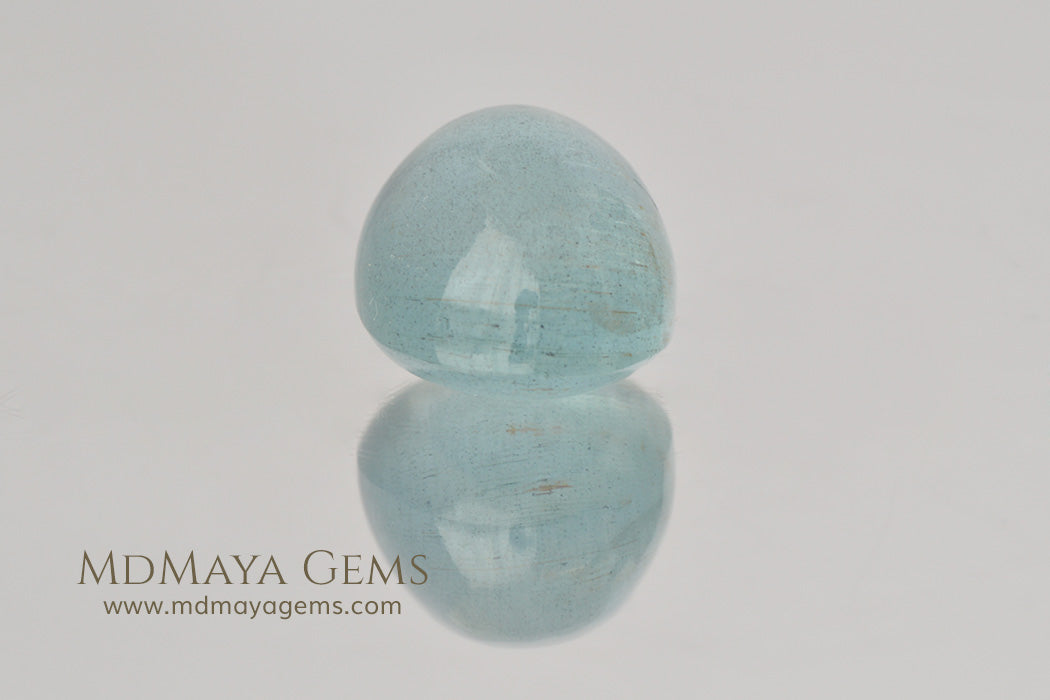 Extra large cabochon oval cat's eye Aquamarine 25.20 ct 