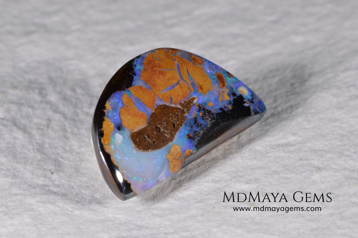 Beautiful Boulder Opal 12.78 ct from Australia