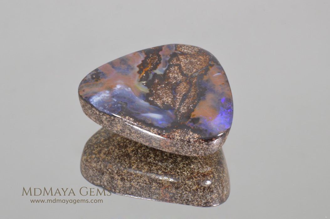 Yohaw Opal Stone 25.61 ct