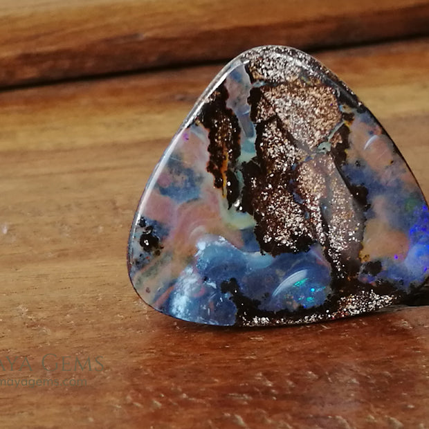 Yohaw Opal Stone 25.61 ct