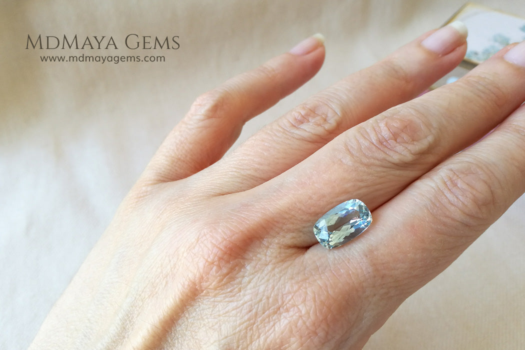Greenish Blue Aquamarine Cushion cut 2.03 ct