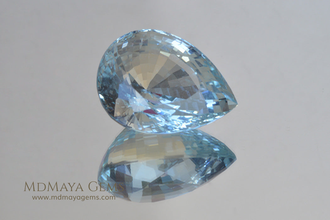 Fine Blue Aquamarine Pear cut 8.00 ct