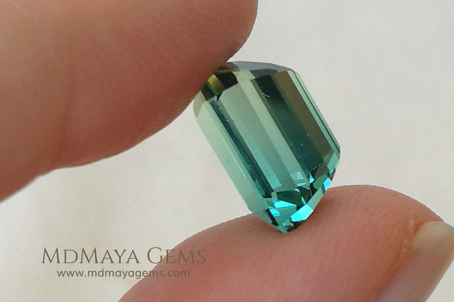 Bicolor Tourmaline, Bright Blue Green color, Emerald Cut 4.71 ct - under daylight