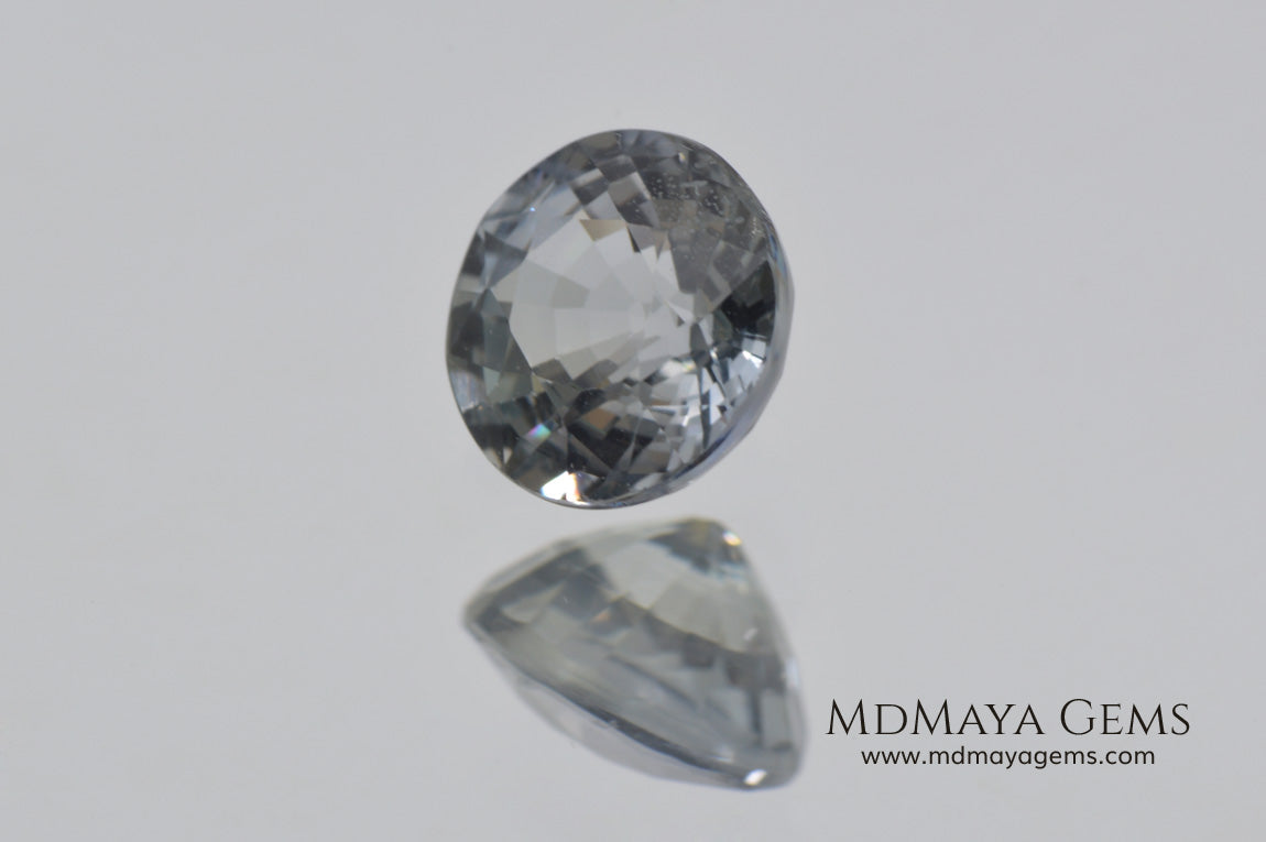 Unheated white sapphire 1.00 ct. Round cut.