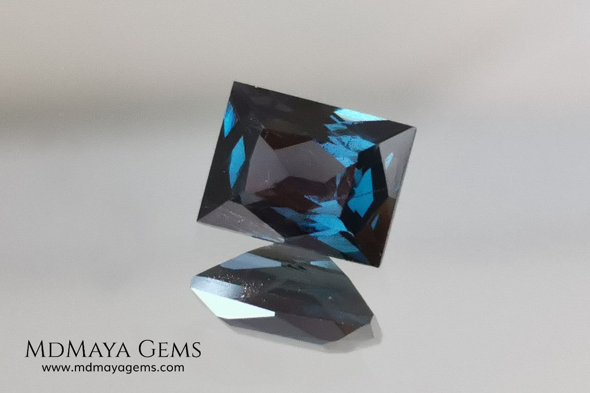 Affordable Blue Grey Spinel Gemstone. Rectangle Cut. 2.14 ct. Maximum brilliance. This gem has a beautiful behavior under any type of light, it has a dark blue color full of bright sparkles. Inclusions visible only under the lens.  Beautiful gemstone for your personalized jewelry.