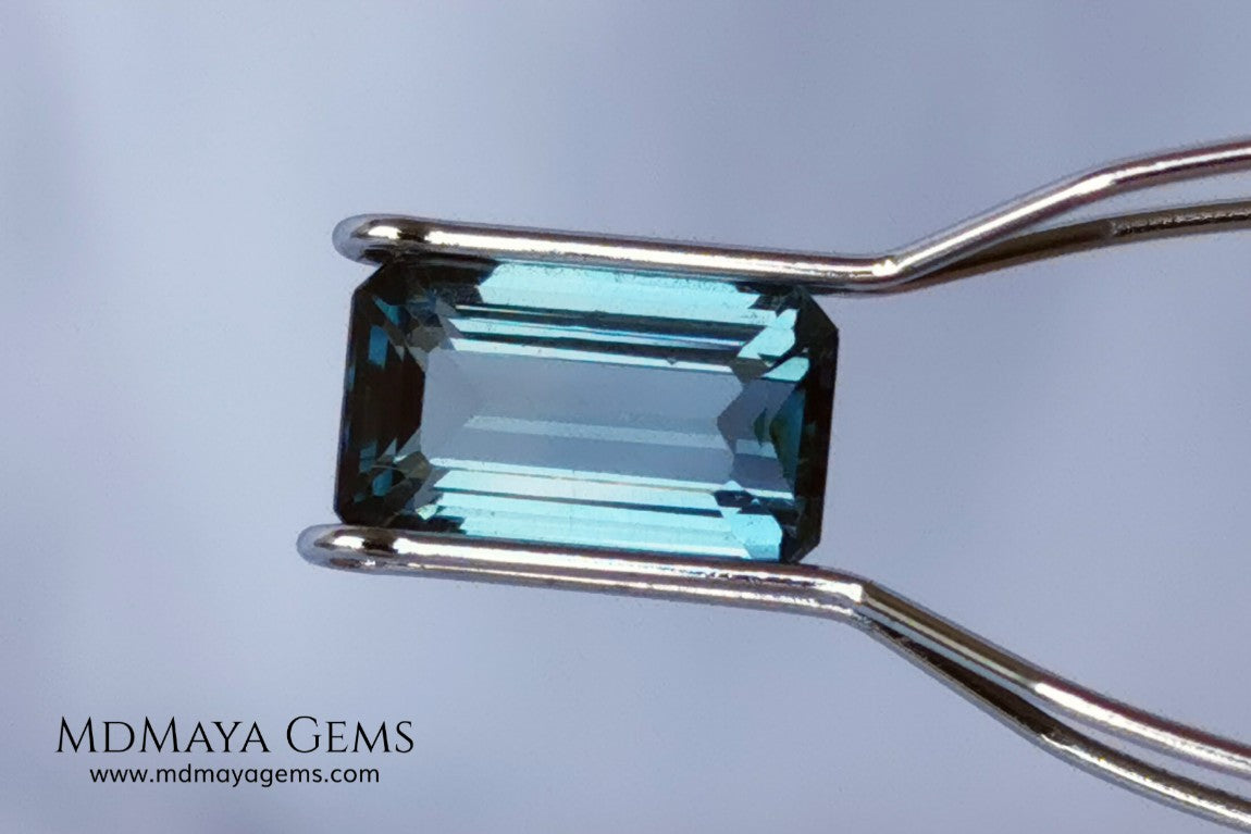 Blue Indicolite. 2.00 ct. Emerald cut. Beautiful blue tourmaline with an elegant cut. Amazing gemstone with good shine and size, it will look ideal in any piece of jewelry.