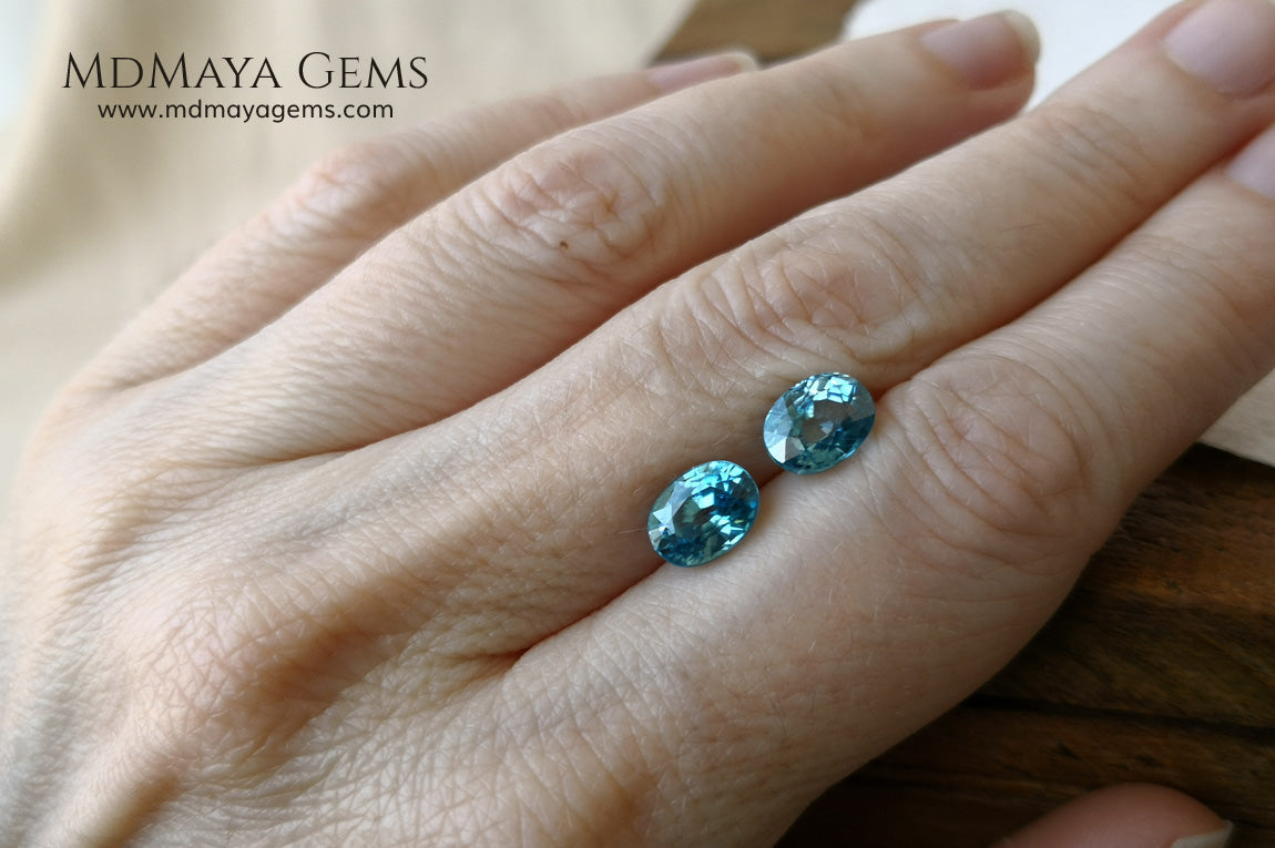 Nice Blue Zircon Pair. Oval Cut. 5.09 ct