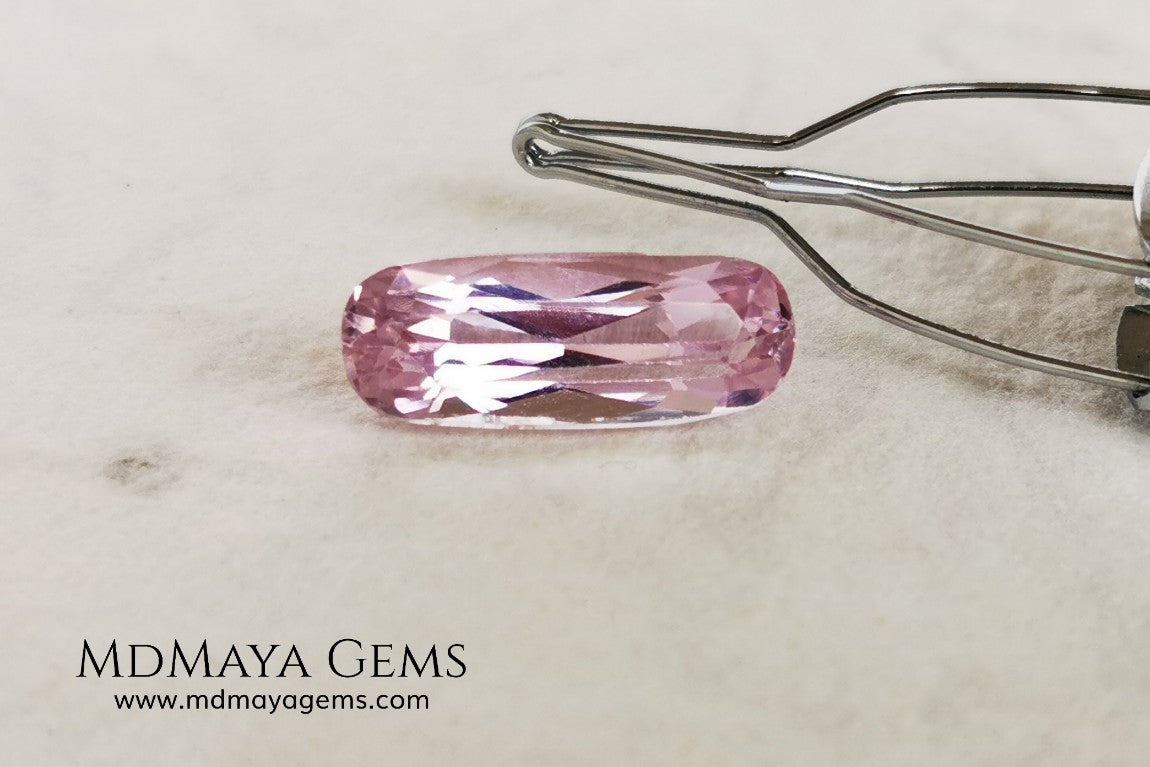 Amazing very bright pink Kunzite 4.69 ct. with an elongated cushion cut