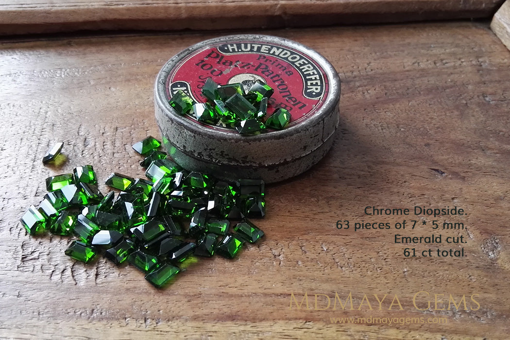 Chrome Diopside Gemstone 63 pieces 61 cts total