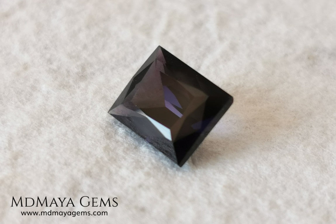  Beautiful Dark Purple Spinel from Sri Lanka. Rectangle cut. 1.80 ct. A natural and untreated gemstone for your personalized jewelry at an affordable price.   Regarding the color, I would like to make a precision, the violet color has a bluish component and the purple has a reddish one. This gem, depending on how the light falls on it, looks purple or violet.