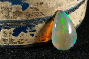 Ethiopian Opal with a rare python pattern 2.08 ct. 