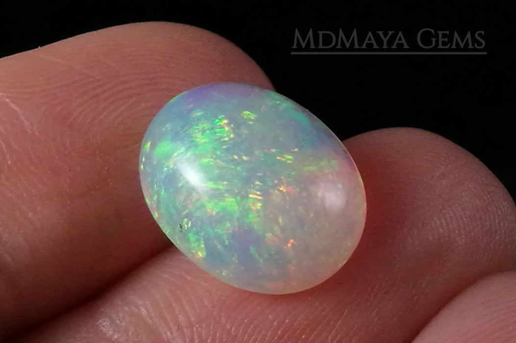 Extremely Bright Ethiopian Opal 3.80 ct with firework pattern