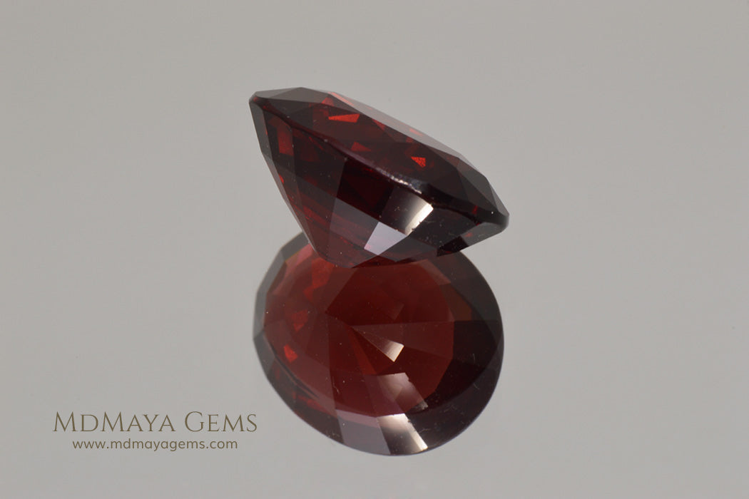 Untreated Rhodolite Garnet Gemstone 11.03 ct Oval Cut