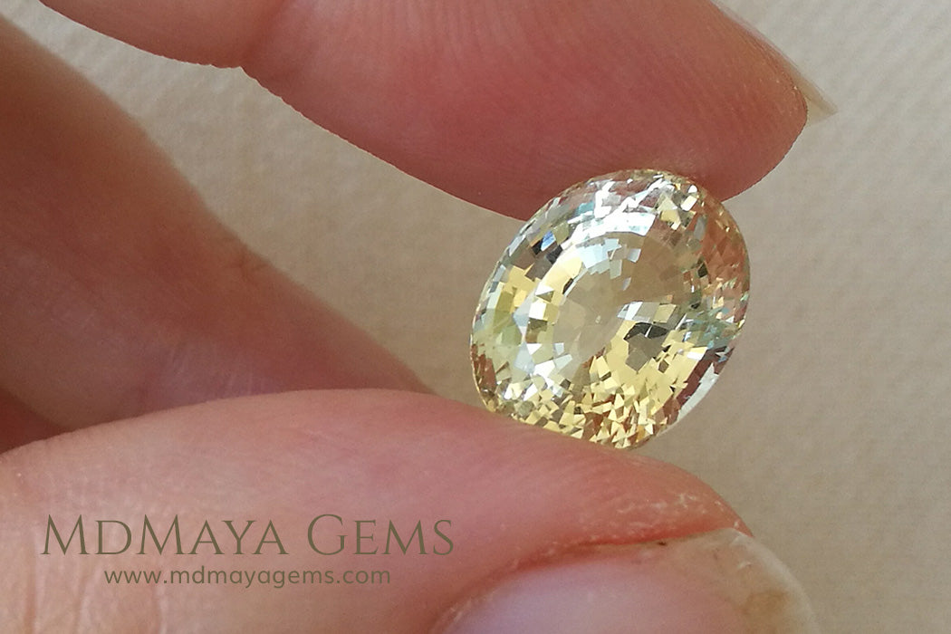 Greenish Yellow Heliodor Gemstone Oval cut 5.53 ct under daylight