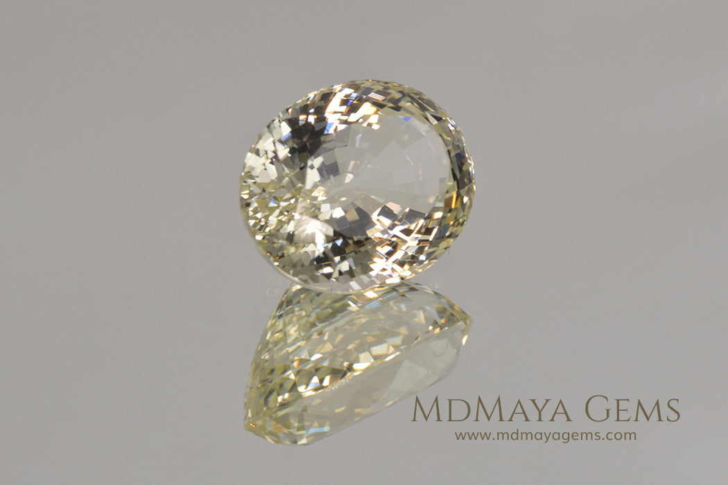 Greenish Yellow Heliodor Gemstone Oval cut 5.53 ct