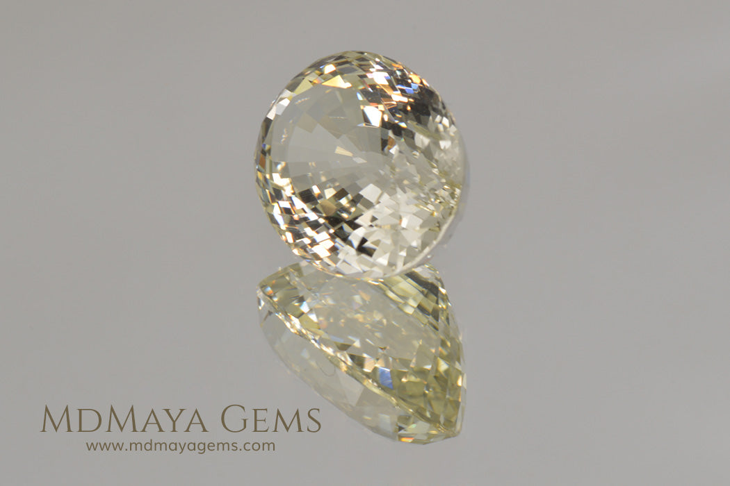 Greenish Yellow Heliodor Gemstone Oval cut 5.53 ct