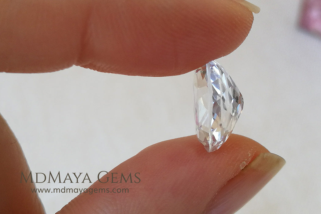 Goshenite Beryl Oval cut 4.40 ct