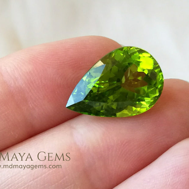 Top Fire Natural Green Peridot Gemstone Pear Cut 7.99 ct