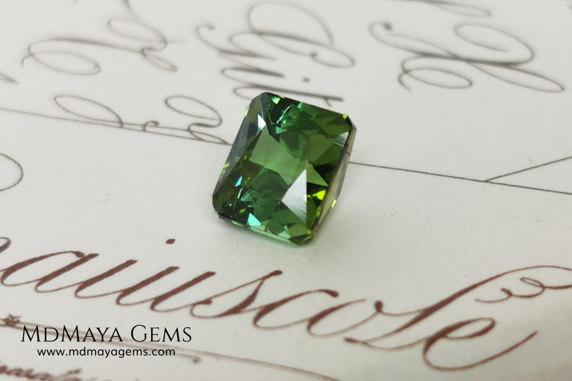 Amazing Green Tourmaline, octagon cut, 1.19 ct. This natural gemstone shows a vivid green color, its behavior under the light is very good, always bright and full of life, and the best its price. Don't miss it!.
