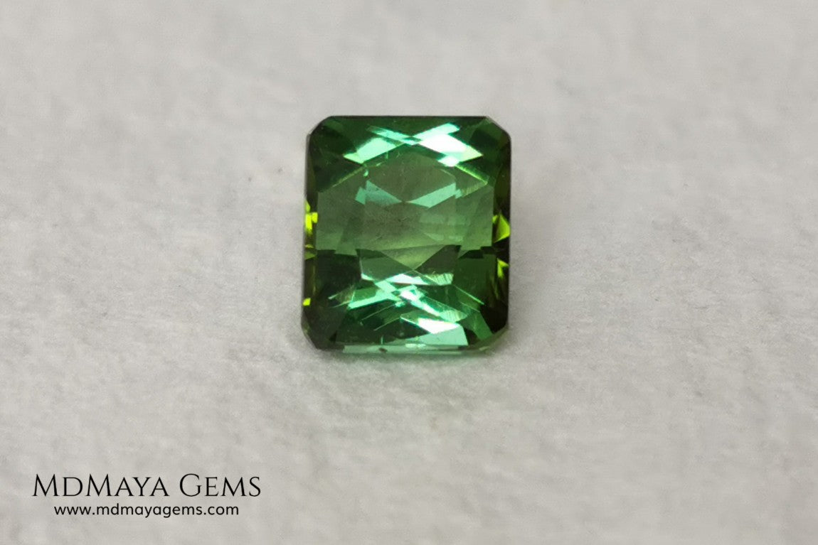 Amazing Green Tourmaline, octagon cut, 1.19 ct. This natural gemstone shows a vivid green color, its behavior under the light is very good, always bright and full of life, and the best its price. Don't miss it!.