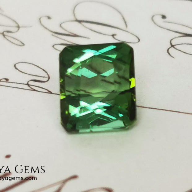 Amazing Green Tourmaline, octagon cut, 1.19 ct. This natural gemstone shows a vivid green color, its behavior under the light is very good, always bright and full of life, and the best its price. Don't miss it!.