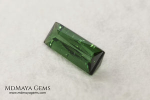 Bright Blue Green Tourmaline. 1.71 ct. Baguette cut. This beautiful gemstone shows a vivid green color, it will look perfect in any piece of jewelry, and the best, its price!. Don't miss it.