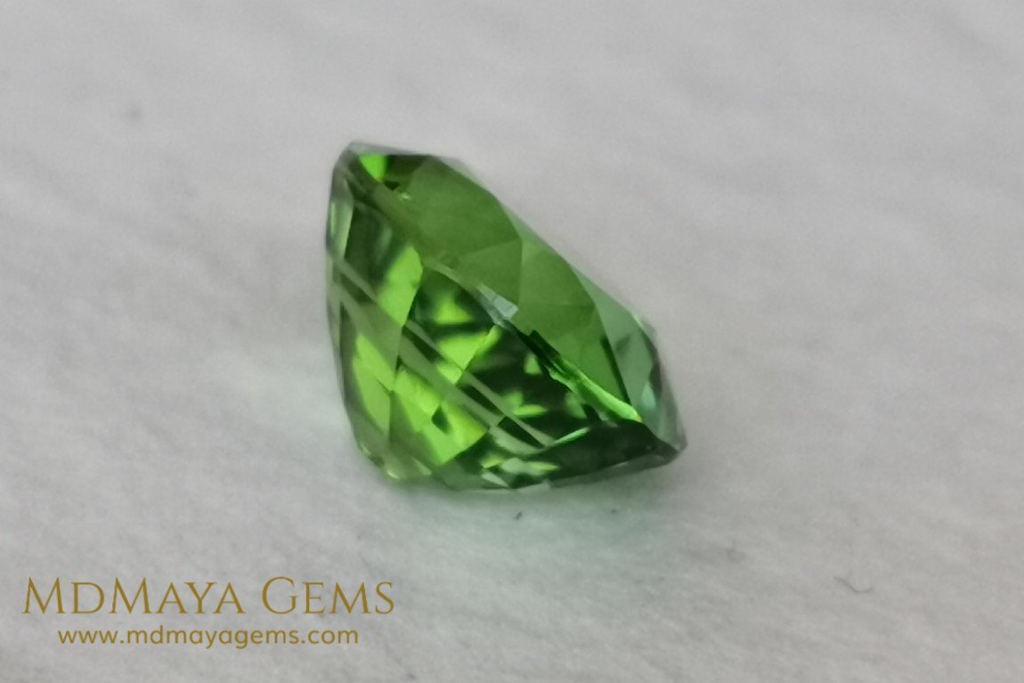 Vivid Green Tourmaline 4.14 ct oval cut