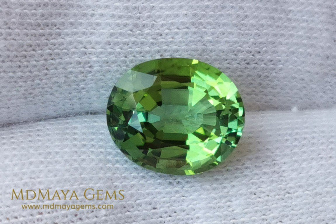 Vivid Green Tourmaline 4.14 ct oval cut