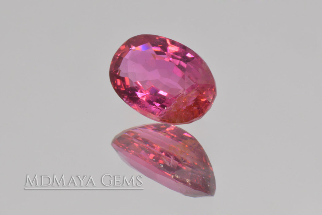 Natural Purple Pink Rubellite Tourmaline. Oval Cut. 1.70 ct
