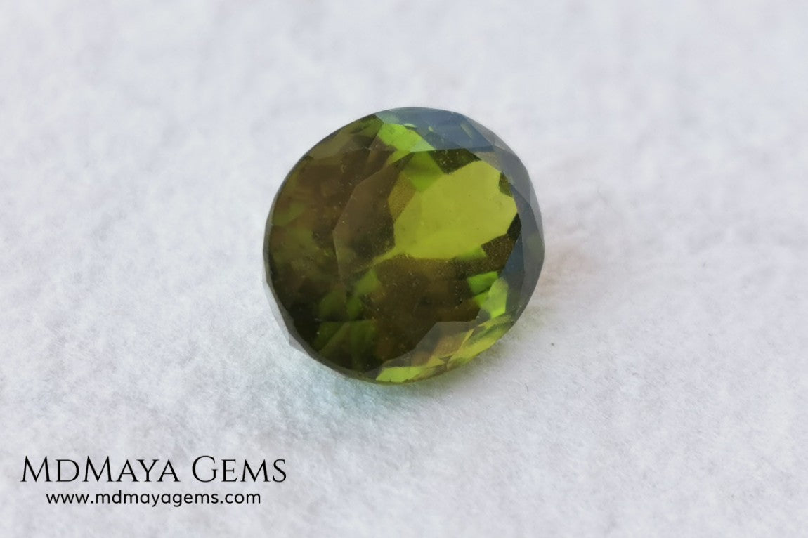 idocrase 7.04 ct oval cut