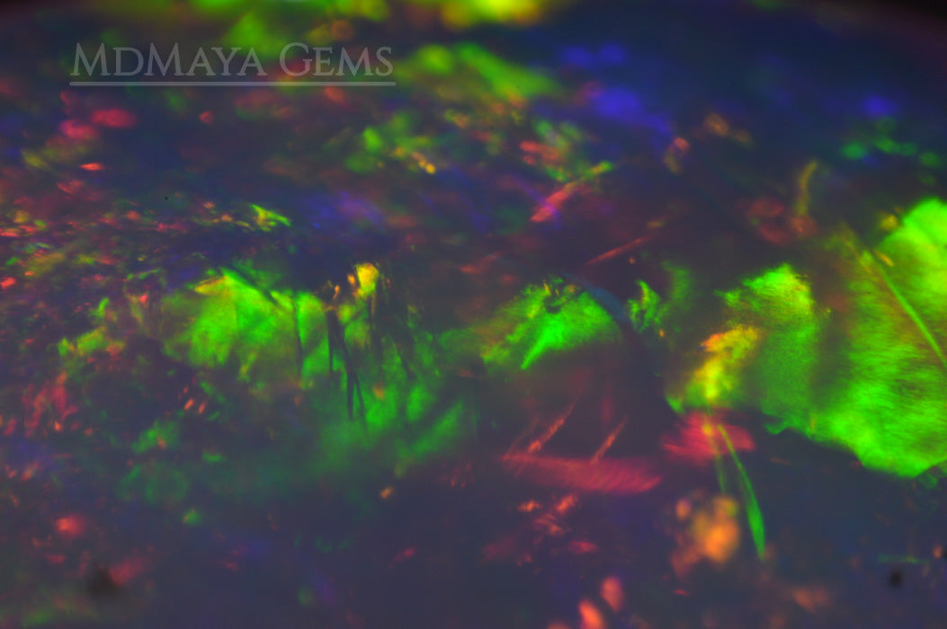 Extremely Bright Ethiopian Opal 3.80 ct with firework pattern