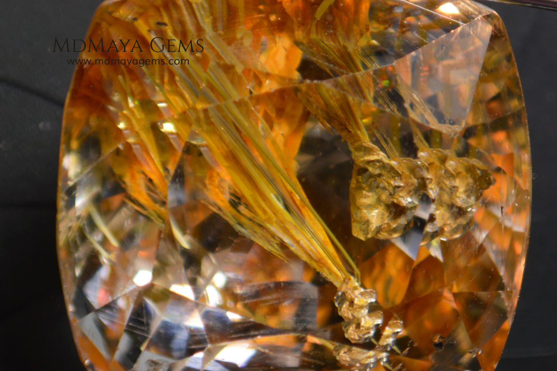 Inclusions in white topaz 19.62 ct