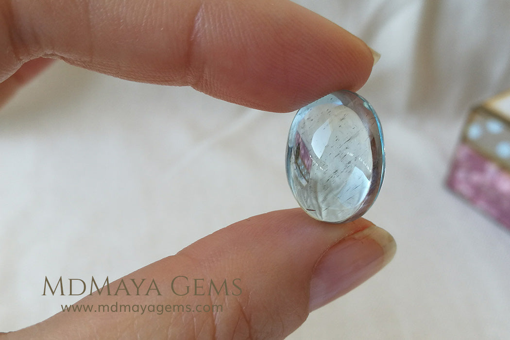 Unheated Blue Aquamarine Oval Cabochon Cut 13.40 ct under daylight