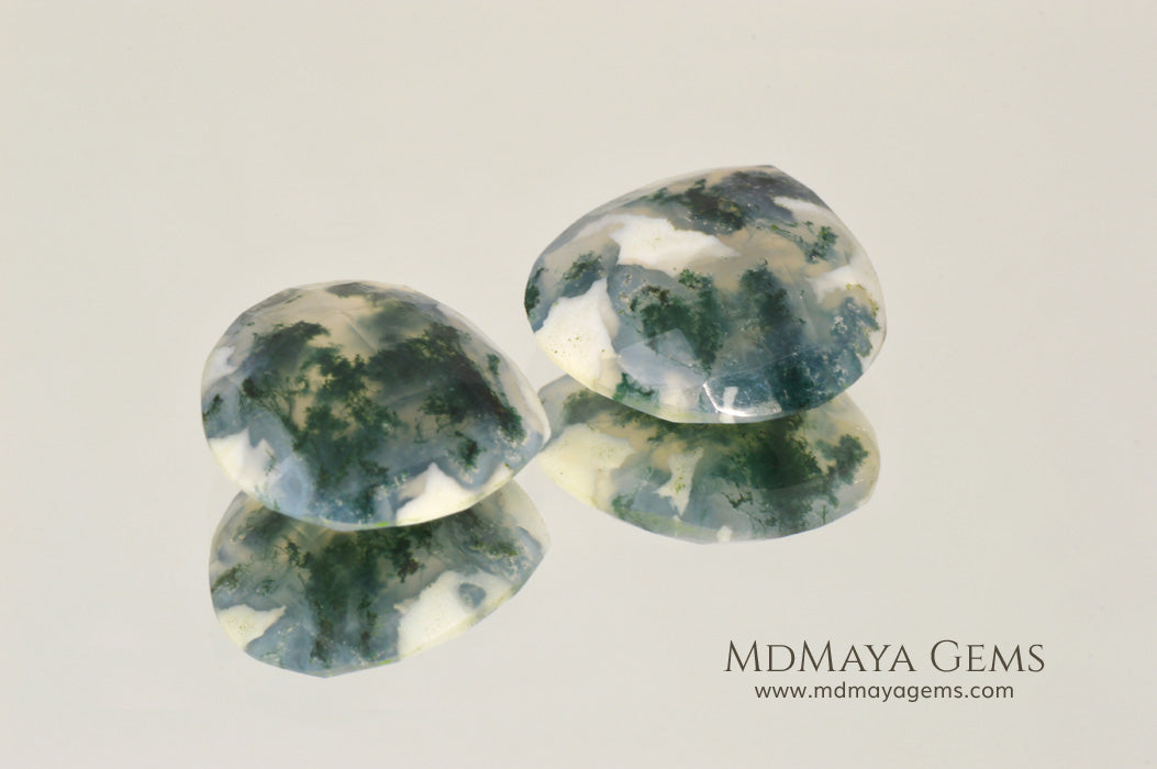 Green Moss Agate with dendritic inclusions 14.60 ct