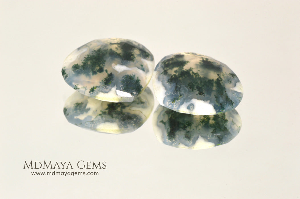 Green Moss Agate with dendritic inclusions 14.60 ct