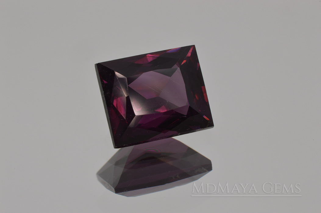 Natural Reddish Purple Spinel Gem. Rectangle Shape 2.28 ct